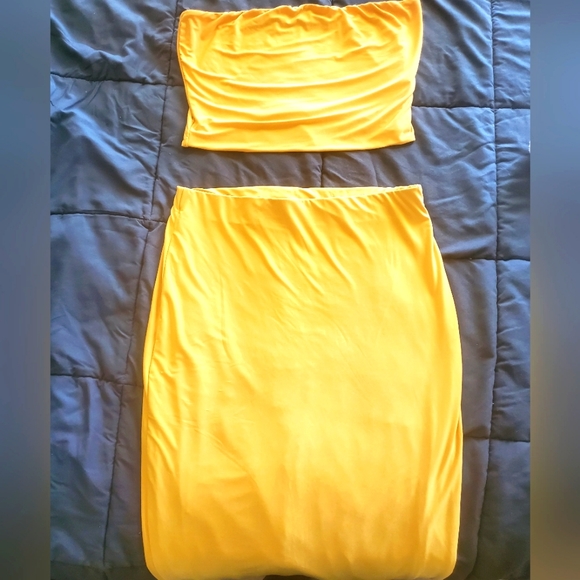 Dresses & Skirts - Yellow Long Skirt Set